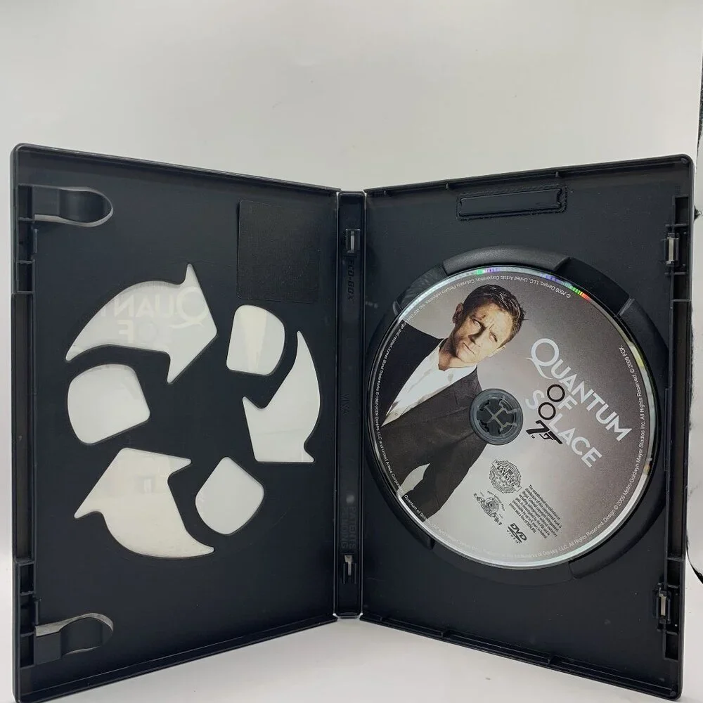 Quantum of Solace DVD Movie Rated PG-13 MGM Widescreen Daniel Craig